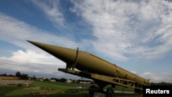 Советская ракета средней дальности класса "земля-воздух".