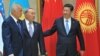 Президенты Узбекастана, Казахстана и Китая – Ислам Каримов, Нурсултан Назарбаев и Си Цзиньпин на саммите Шанхайской организации сотрудничества