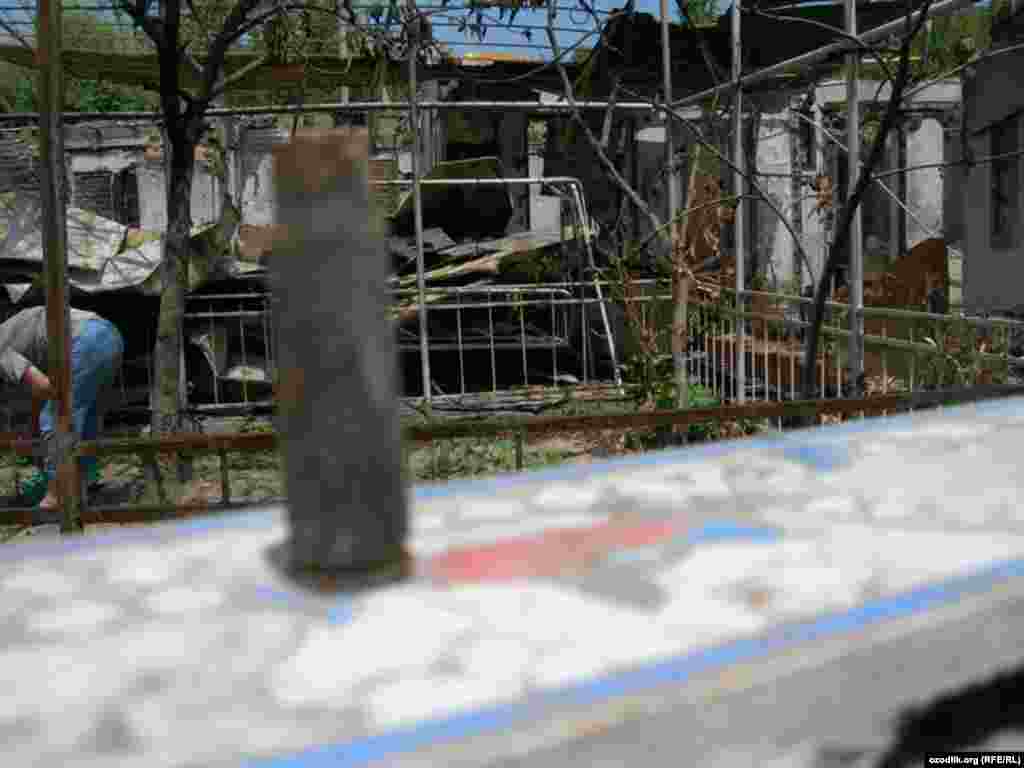 Черëмушкидаги ўзбек ҳовлиси.