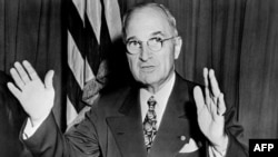 „Dugi telegram”, koji se kasnije pojavio kao članak u “Foreign Affairs”, postao je osnova doktrine predsednika SAD Harija Trumana (na fotografiji)