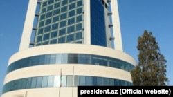 Dövlət Neft Fondunun 26 mərtəbəli binası