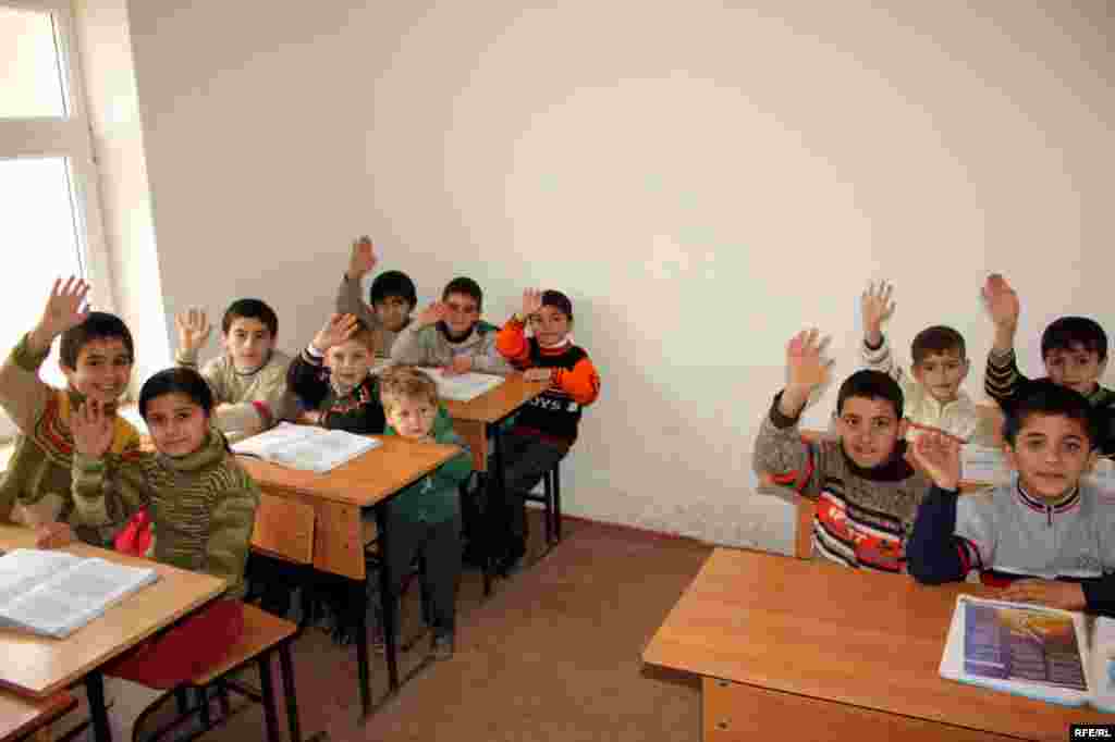 Bayılda Zəngilan məktəbi #13