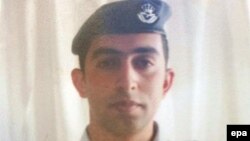 Pilotul iordanian Mu'ath al-Kasasbeh.