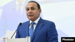 Armenia - Prime Minister Hovik Abrahamian addresses an economic forum in Yerevan, 30Jun2015.