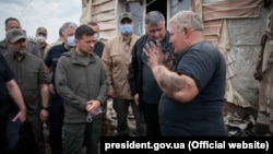 Наслідки пожеж в Луганській області та візит Зеленського – фоторепортаж