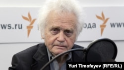 Юрий Орлов в студии Радио Свобода. Май 2011 года