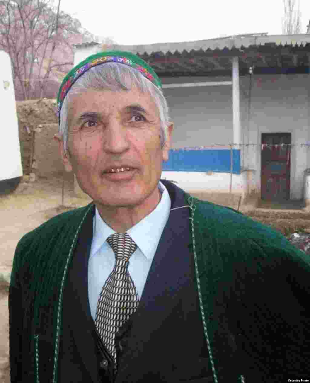 Shirin Bunyod, died Tajik writer from Badakhshan 