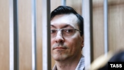 Aleksandr Potkin, also known as Aleksandr Belov, at his court hearing in Moscow on August 24. 