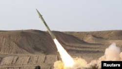 Iranul a testat în august racheta sol-sol Fateh 110 (Cuceritorul) 