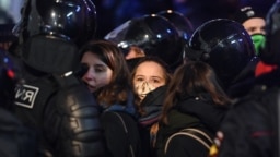 Задержания демонстрантов после суда по делу Алексея Навального