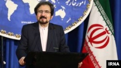 بهرام قاسمی می‌گوید «بی‌تردید جمهوری اسلامی ایران برآمده از دموکراسی انتخاباتی است»