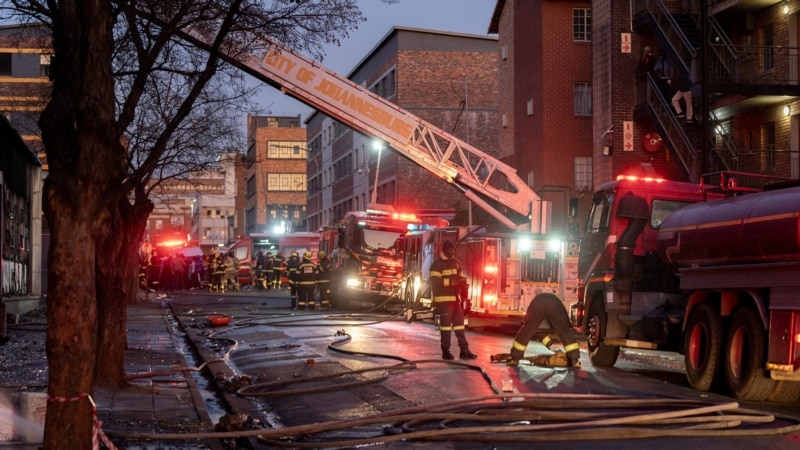 Најмалку 60 жртви во пожар во зграда во Јоханесбург