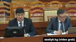 Спикерликке талапкер Бакыт Төрөбаев.