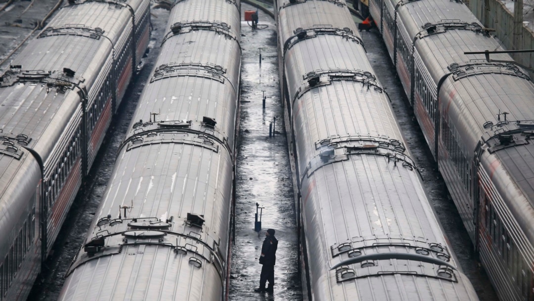 Russia's State-Owned Railway Giant Is In Serious Trouble. Blame The Ukraine War.