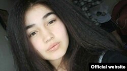 Меҳрона Ғайбуллоева нуҳ сол қабл модарашро аз даст додааст