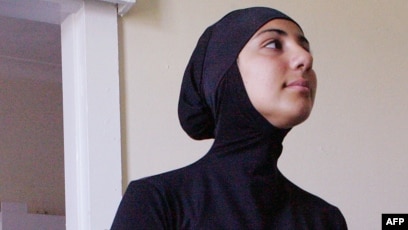 Қисық пениса бар концерттік порно