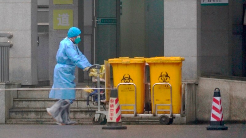 Кина стави под карантин 13 градови заради корона вирусот