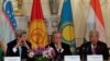 Вазири умури хориҷаи Қазоқистон Ерлан Идрисов, Ӯзбакистон - Абдулазиз Комилов&nbsp; ва Котиби давлатии ИМА Ҷон Керрӣ. Вашингтон, 3 августи соли &nbsp;2016
