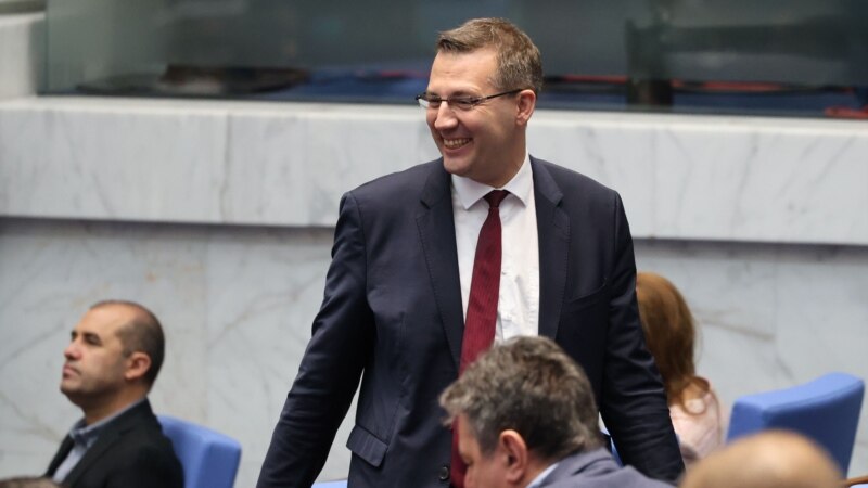 „Controlul mafiei” în Bulgaria. Partidele puterii au convenit că un administrator de stat ar putea vinde activele Lukoil