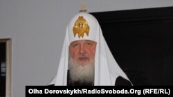 Патріарх Московський і всія Русі Кирило прибув у Донецький аеропорт, 6 травня 2011 року