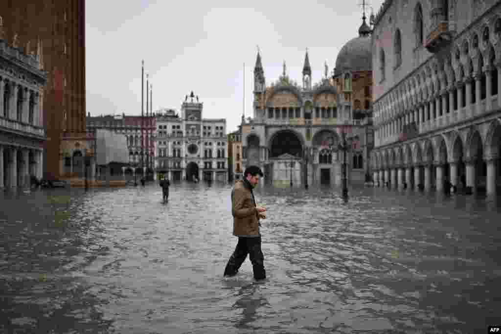 Snažne kišne oluje pogodile su Italiju 12.11.2019. naročito jug zemlje kao i Veneciju gdje su zabilježene ogromne poplave.