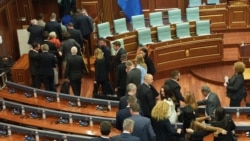 Poslanici u posle raspuštanja Skupštine Kosova, 29. april 2026. 