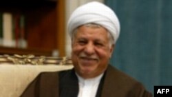 آقای رفسنجانی برای یک دوره پنج ساله دیگر رییس مجمع تشخیص مصلحت نظام شد.