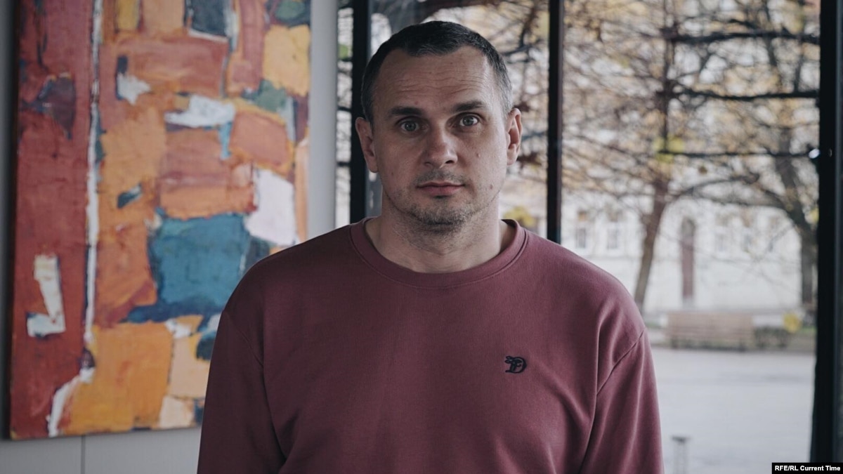 oi5.ru: «Рассказываю о наших политзаключенных, которые все еще в руках у Путина». Олег Сенцов о том, чем занимается после увольнения «Рассказываю о наших политзаключенных, которые все еще в руках у Путина». Олег Сенцов о том, чем занимается после увольнения