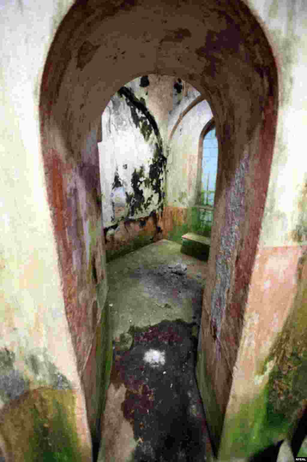 Təmirə ehtiyaclı tarixi abidələr #30