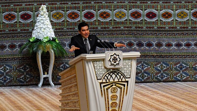 Berdimuhamedow käýinç beren güýç resmilerini “Mälikguly Berdimuhamedow” medaly bilen sylaglady