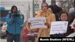 Протестующие не в первый раз выходят на защиту роддома. На снимке одна из недавних акций.