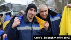 Украинские военнопленные, вернувшиеся домой в результате обмена 6 марта