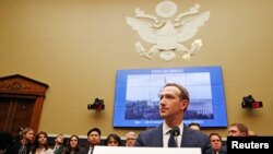 Mark Zuckerberg la audierile din Comisia senatorială americană