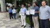 სამოქალაქო მოძრაობა "ქართული რესპუბლიკის" წევრები თბილისში რუსული ენის დღის აღნიშვნას აპროტესტებენ