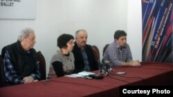 Композиторот Љубомир Бранѓолица, Јана Андреевска, уметнички директор на „Денови на македонска музика“, композиторот Марко Коловски, претседател на СОКОМ, и Горан Божинов, директор на Балетот.