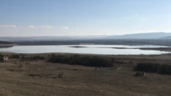 На Тайганському водосховищі з'явилися острівці, березень 2020 року