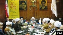 Takimi i anëtarëve të Gjykatës së Lartë të Iranit. Fotografi nga arkivi. 