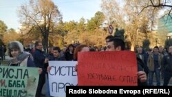 Илустрација, од протестот против увоз на отпад пред Собрание 