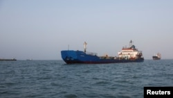 Plovila u Ormuskom moreuzu vide se u blizini obale Bandar Abbas u Iranu, 27. avgust.