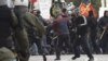 Сутыкненьні паліцыі з пратэстоўцамі супраць бюджэтных скарачэньняў, Афіны, 10 лютага 2012