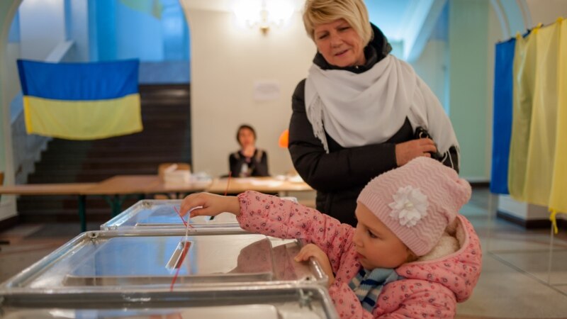 В Херсонской ОГА рассказали, сколько переселенцев из Крыма будут голосовать на Херсонщине 