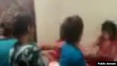 Дүнген секс