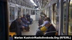 Столичне метро було закрите через карантинні обмеження ввечері 17 березня