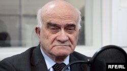 Евгений Ясин