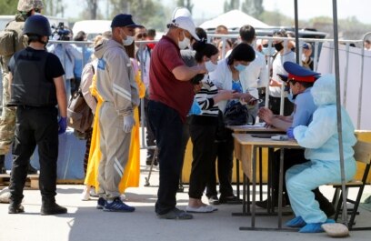 Желідегі леггинстердегі порно жезөкшелер