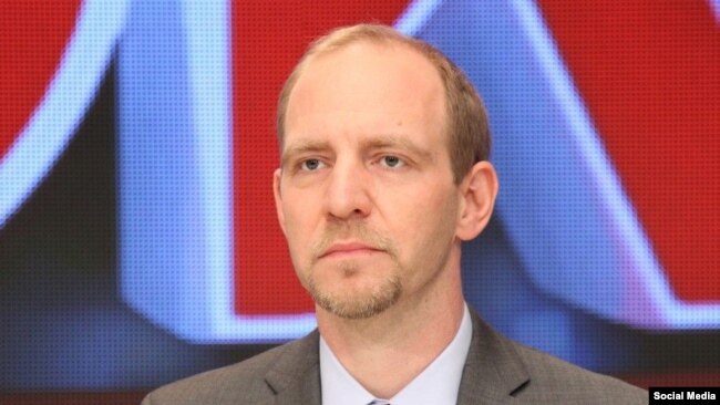 Bieber: Srbija je danas mnogo manje demokratska zemlja nego što je bila pre osam godina