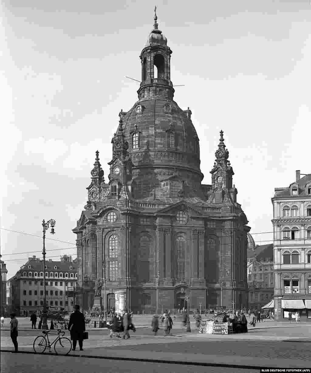 Dresden&#39;s Church Of Our Lady in 1930 -- shortly before the Nazis came to power in Germany and later plunged Europe into war. &nbsp;