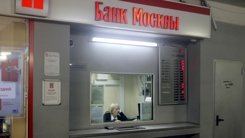 Moskva birjasiga sanksiyalar: Endi dollarni qanday sotib olish mumkin va Rossiya iqtisodiga nima bo‘ladi?