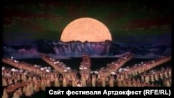 Кадр из фильма КНДР
