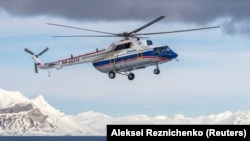 The Mi-8 helicopter had been taking mountaineers to Ismoili Somoni Peak, the highest in the former Soviet Union. (file photo) 
